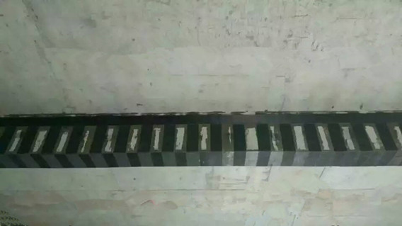 钢筋打断了怎么办？碳纤维布可以加固断钢筋梁吗？