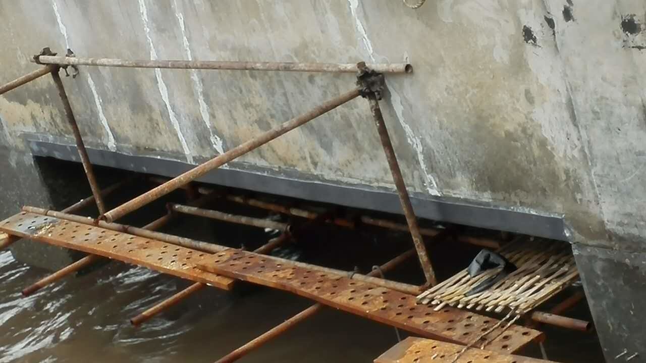 水下碳纤维布码头加固曼卡特牌