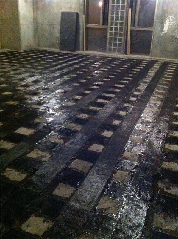 卫生间地面漏水难题，碳纤维布加固能解决！