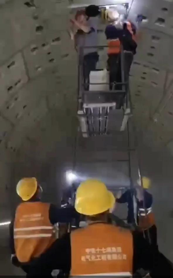 石家庄地铁接触网工程引入高强度倒锥形化学锚栓， 护航轨道交通安全